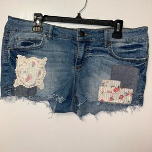 women’s Grane denim short size 13